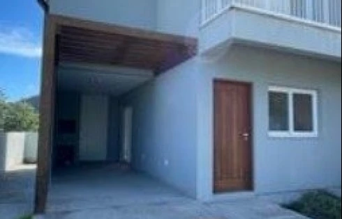 Sobrado geminado em Rio Tavares, Florianópolis