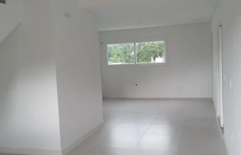 Sobrado geminado em Rio Tavares, Florianópolis