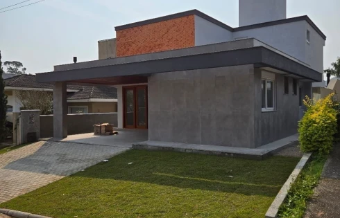 Casa em Cachoeira do Bom Jesus, Florianópolis