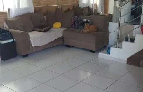 Duplex com 4 Dormitórios (1 Suíte), Escritório e Vista para Praia e Outras Belezas Naturais no Bairro São João do Rio Vermelho - Foto 14