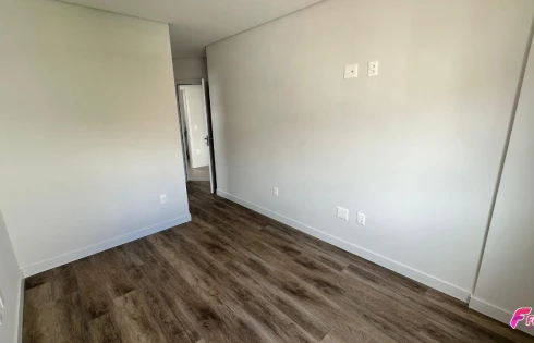 Apartamento em Carvoeira, Florianópolis
