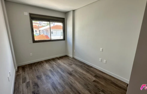 Apartamento em Carvoeira, Florianópolis