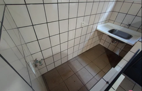 Vende-SE Casa de 2 Pavimentos com 5 Quartos em Ótima Localização na Praia do Santinho - Foto 13