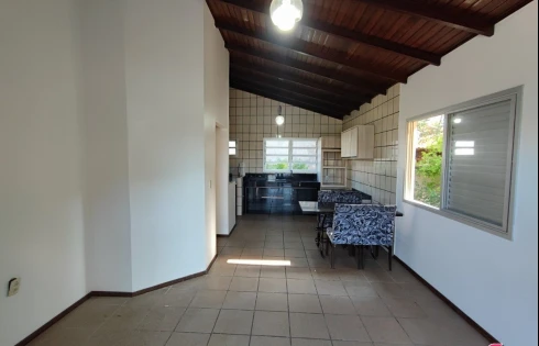 Vende-SE Casa de 2 Pavimentos com 5 Quartos em Ótima Localização na Praia do Santinho - Foto 18