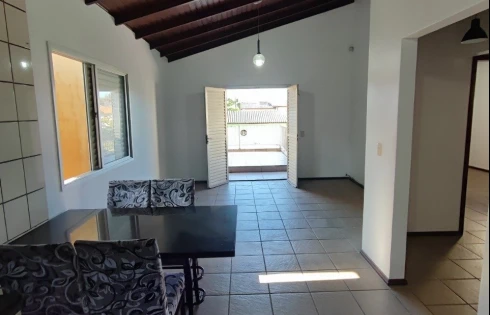 Vende-SE Casa de 2 Pavimentos com 5 Quartos em Ótima Localização na Praia do Santinho - Foto 19