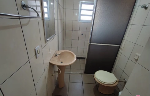 Vende-SE Casa de 2 Pavimentos com 5 Quartos em Ótima Localização na Praia do Santinho - Foto 32