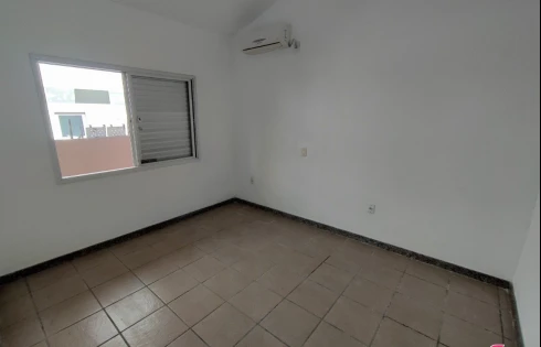 Vende-SE Casa de 2 Pavimentos com 5 Quartos em Ótima Localização na Praia do Santinho - Foto 36
