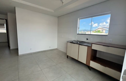 Apartamento 02 Dormitórios, Carianos, Florianópolis. - Foto 6