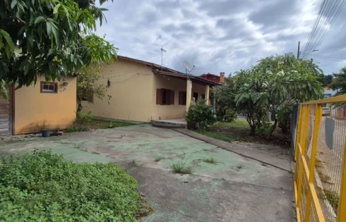 Casa em São João do Rio Vermelho, Florianópolis