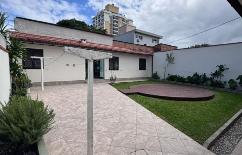 Casa em Barreiros, São José