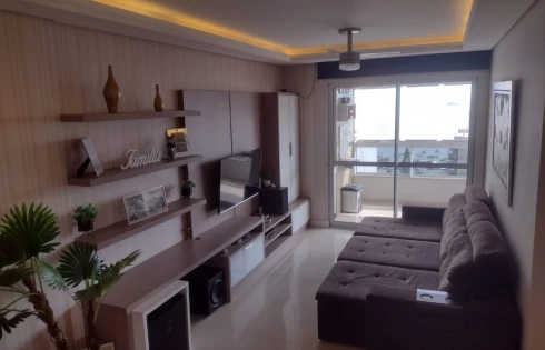 Apartamento em Agronômica, Florianópolis