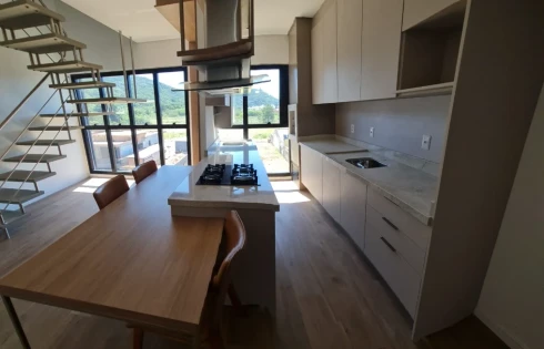 Apartamento em Ingleses do Rio Vermelho, Florianópolis