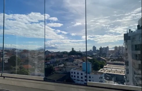 Apartamento em Bela Vista, São José