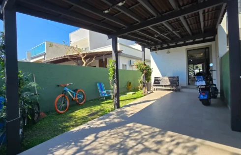 Casa em São João do Rio Vermelho, Florianópolis