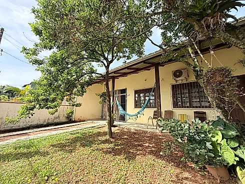 Casa Averbada a Venda - Bairro Armação Penha - Casa em Armação, Penha - Foto 1