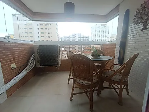 Apartamento em Boqueirão, Santos