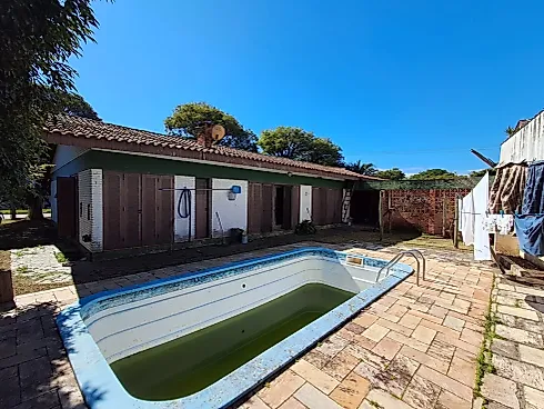 Casa com Piscina - Casa em Centro, Guaíba - Foto 2