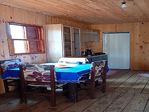 Terreno com Casa Simples /Assume as Parcelas - Casa em Recanto dos Pássaros 1, Guaíba - Foto 1