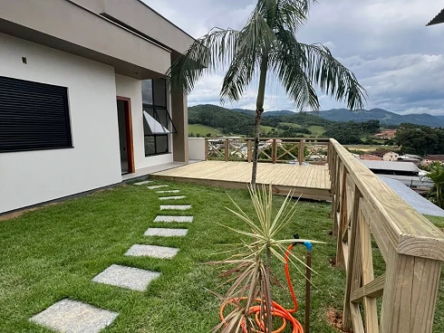 Casa em São João, Santo Amaro da Imperatriz