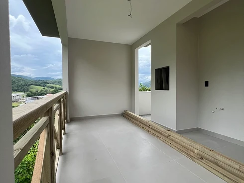 Casa em São João, Santo Amaro da Imperatriz