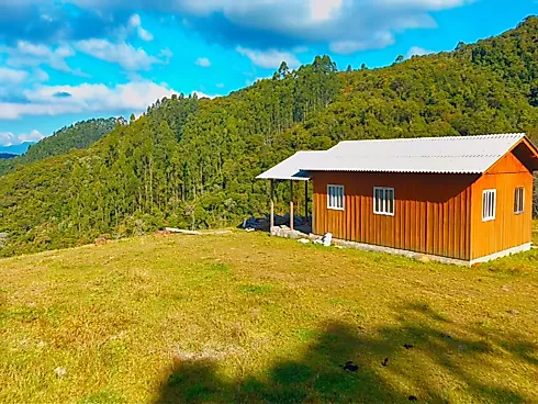 Terreno em Aguas Mornas