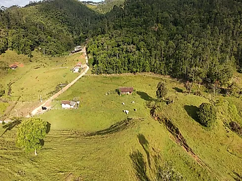Sítio em Fazenda, BiguaÇu