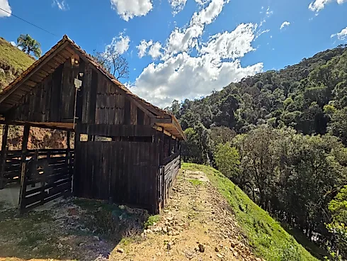 Propriedade Exclusiva de 4 Hectares em Rancho Queimado (SC) | Riacho, Cachoeira Privativa e Alto Potencial Turístico - Foto 3