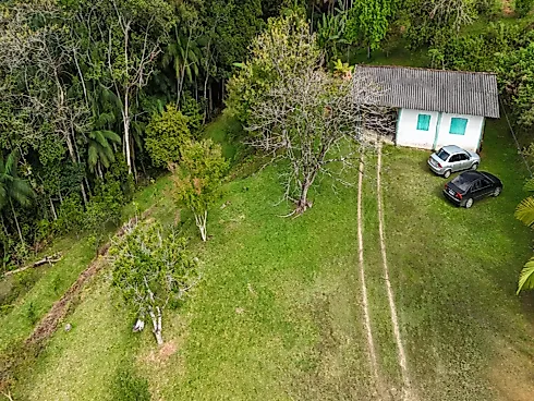 Chácara de 11.000 m² com Nascente, Pomar e Fibra Óptica a 10 km do Contorno Viário - Sítio em São Mateus, Biguaçu - Foto 3