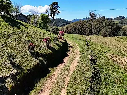Sítio de 2 Hectares com Cachoeira Privativa, Açude e Estrutura Rural Completa em Anitápolis - Sítio, Anitápolis - Foto 2