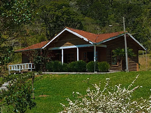 Sítio dos Sonhos em Rancho Queimado - SC, Rico em Água! - Foto 34