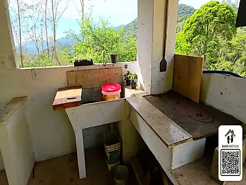 Sítio em Santa Isabel, Águas Mornas
