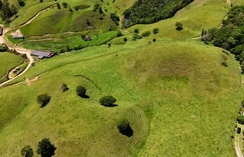Sítio em Povoamento, Anitápolis