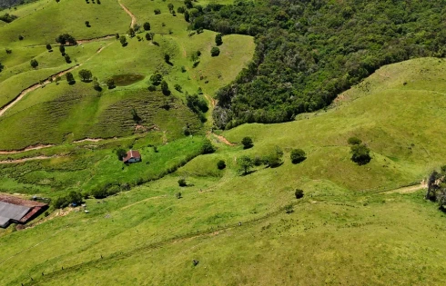 Sítio em Povoamento, Anitápolis