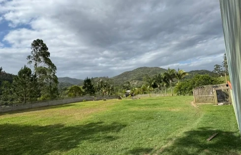 Casa em Vargem Grande, Águas Mornas