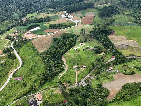 Sítio em Mato Francês, Rancho Queimado