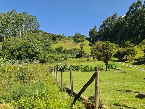 Sítio em Canto dos Horr, Aguas Mornas