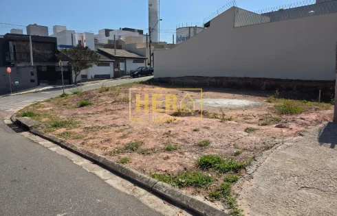 Terreno em Jardim Vale Verde, Jundiaí