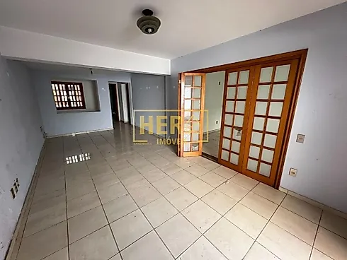 Casa em Vila Vianelo, Jundiaí