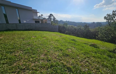 Terreno em Santa Isabel Ii, Louveira