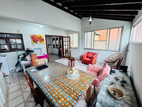 Casa 3 Quartos com 1 Suíte e 162m² - Vianelo - Foto 2