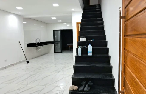Sobrado geminado em Parque das Nações, Santo André