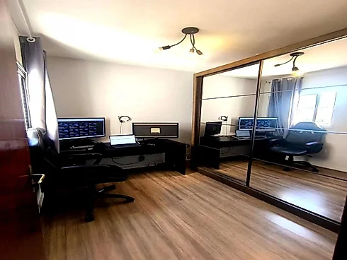Thumbnail 10