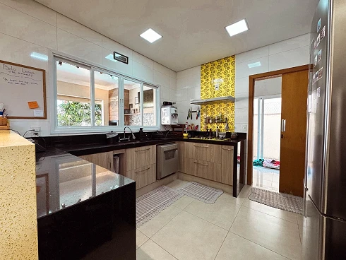Casa em Condomínio em Paulínia | 100% Reformada | Piscina, Espaço Gourmet e Hidromassagem | Conforto e Sofisticação em Cada Detalhe - Foto 6