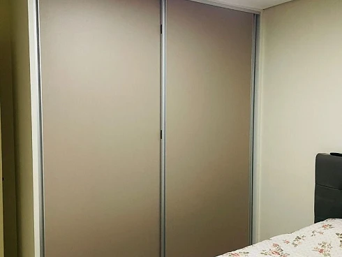 Apartamento Mobiliado no Condomínio Poema | 52m² | 2 Dormitórios | Sacada | Armários Planejados - Foto 6