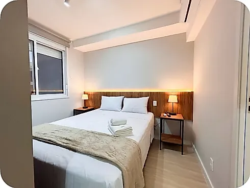 Apartamento 2 Dormitórios no Centro Operando com Airbnb - Foto 20