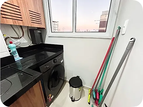 Apartamento 2 Dormitórios no Centro Operando com Airbnb - Foto 26