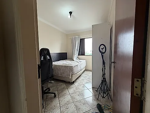 Apartamento à Venda com 3 Dormitórios. Suíte. Vaga Coberta - Foto 8