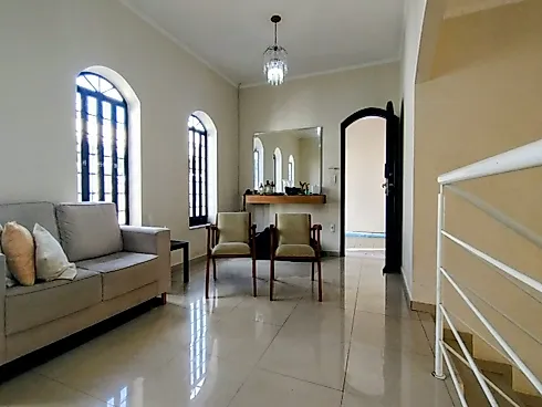 Casa à Venda com 4 Quartos no Jardim Chapadão, Campinas - Foto 1