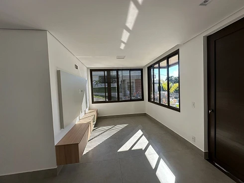 Casa em condomínio em Chácaras Silvania, Valinhos