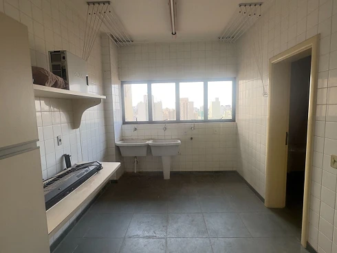 Apartamento Altíssimo Padrão no Cambui a Venda para Reforma - Foto 12